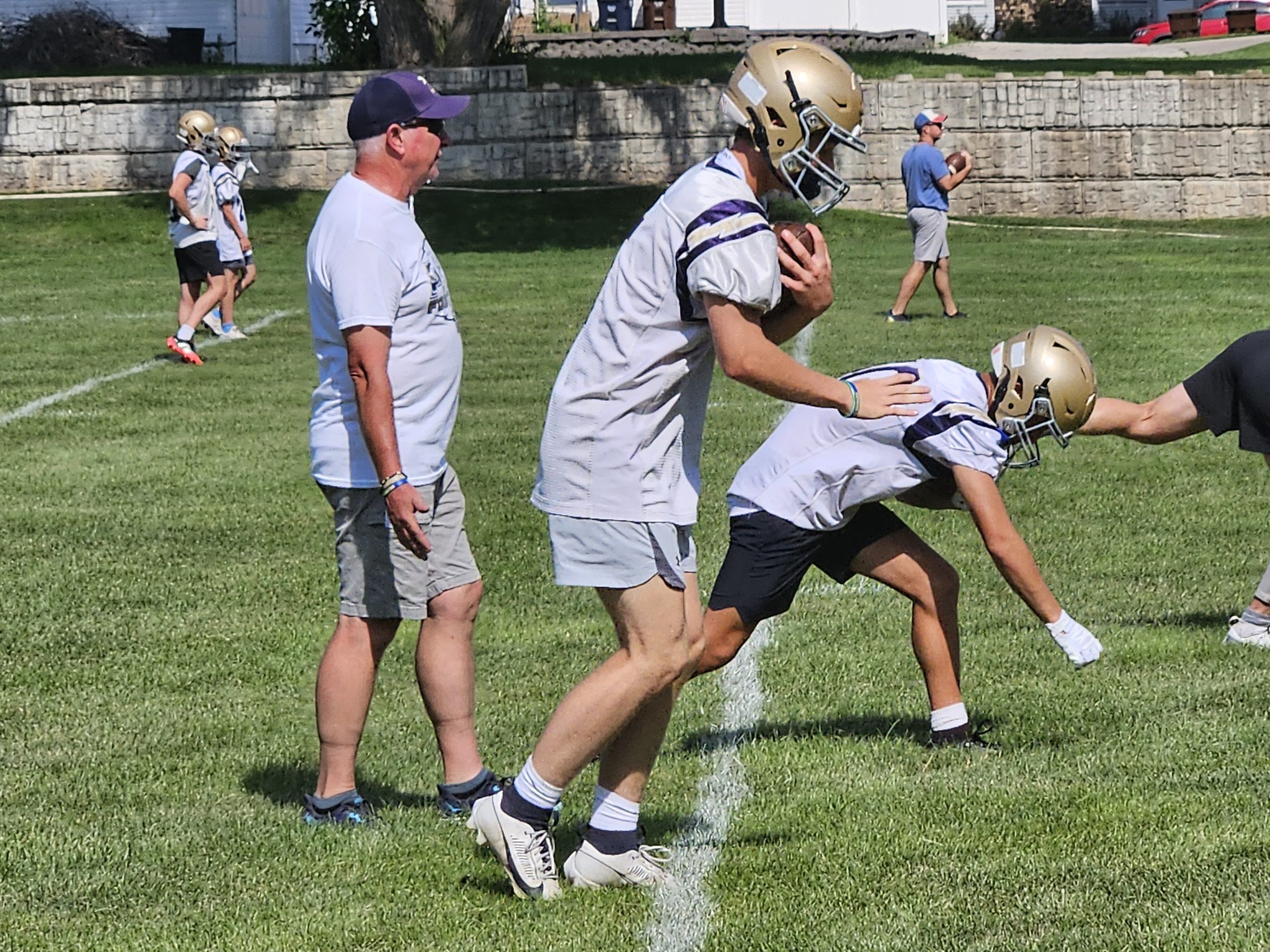 The Aquinas football team participates in a joint practice with Onalaska. -- TODD SOMMERFELDT PHOTO