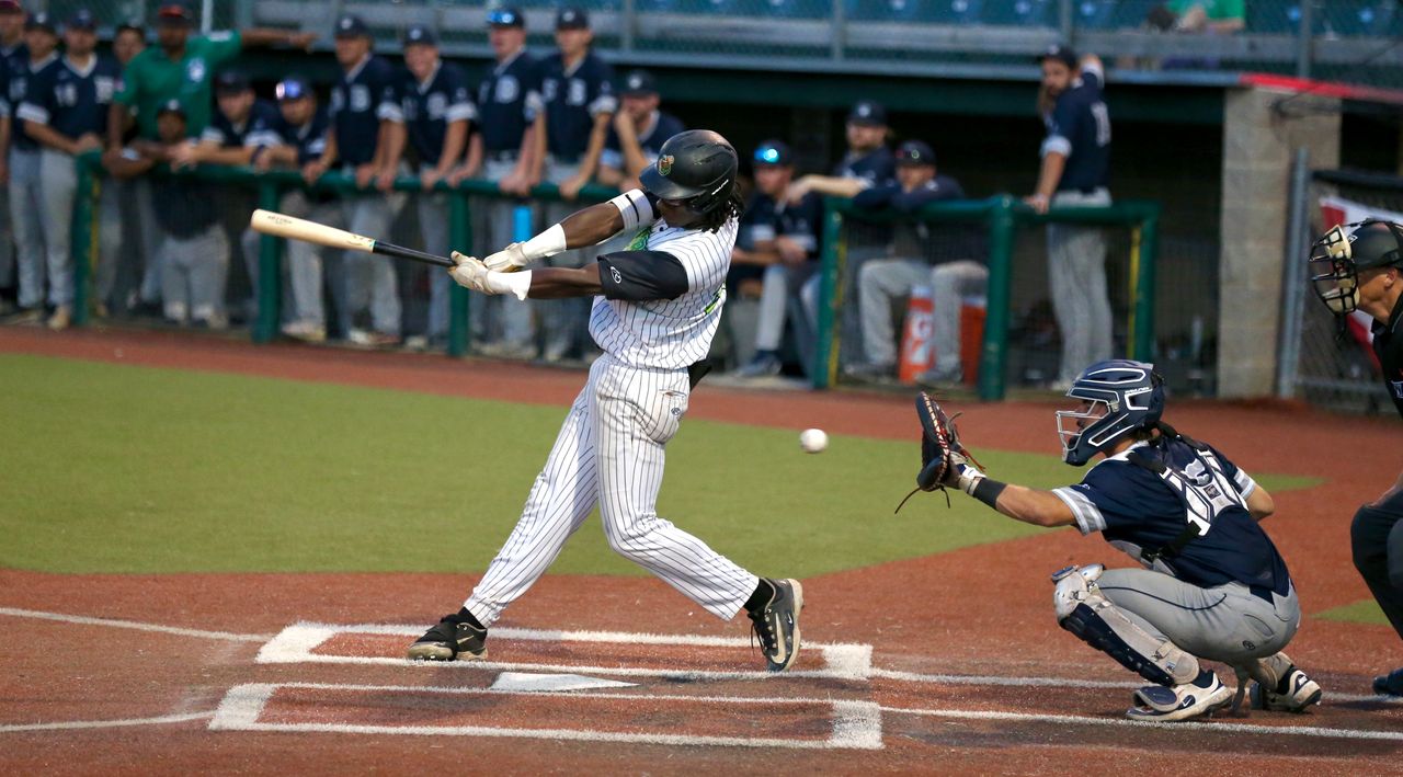 The La Crosse Loggers hosted Duluth in a Northwoods League baseball game on Sunday at Copeland Park. -- CRAIG JOHNSON PHOTO