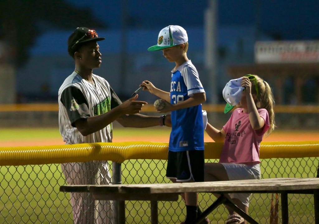 The La Crosse Loggers hosted Duluth on a Northwoods League baseball game on Sunday at Copeland Park. -- CRAIG JOHNSON PHOTO