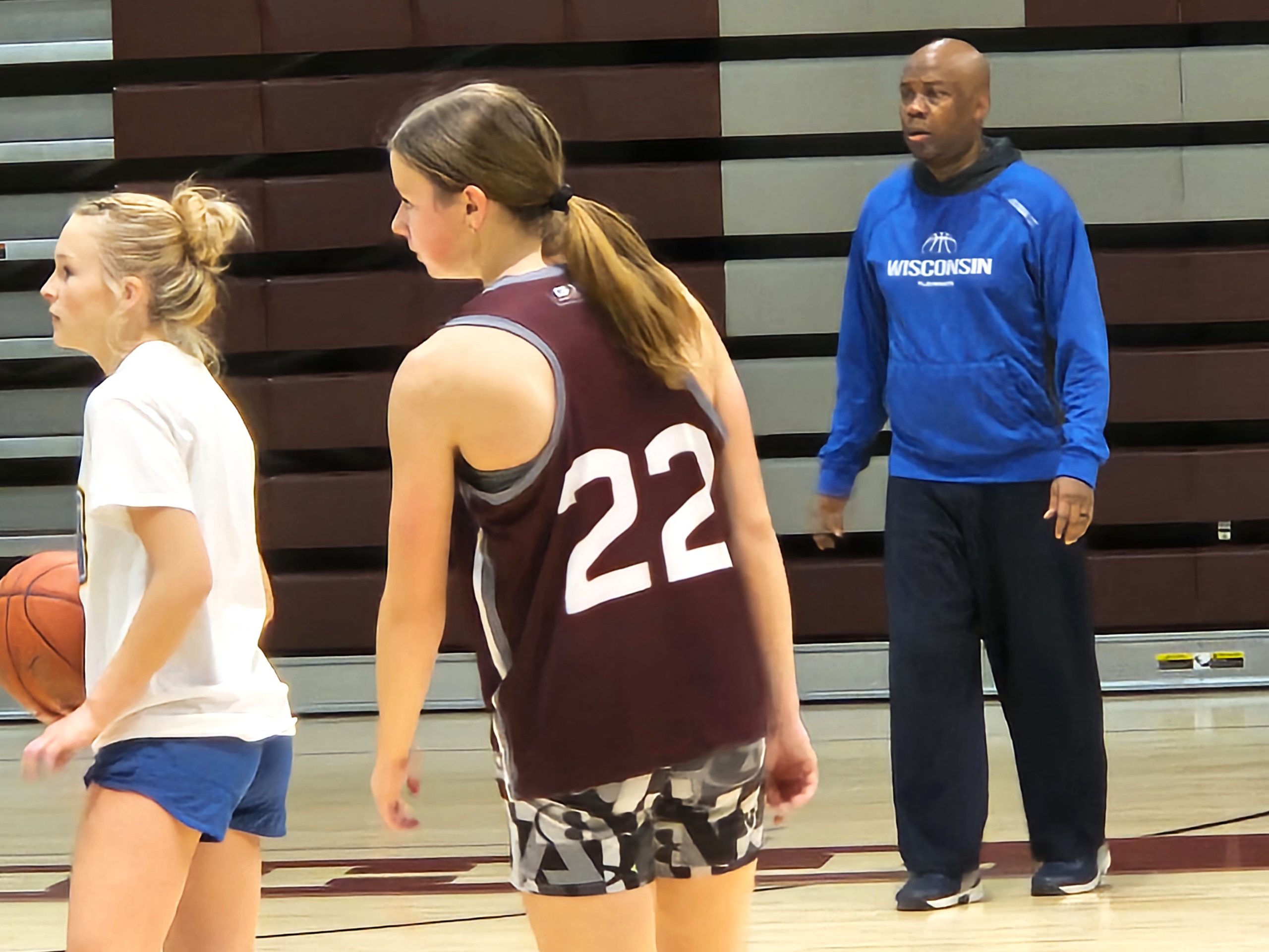 New Holmen girls basketball coach Lionel Jones watches the Vikings practice on Monday. -- TODD SOMMERFELDT PHOTO