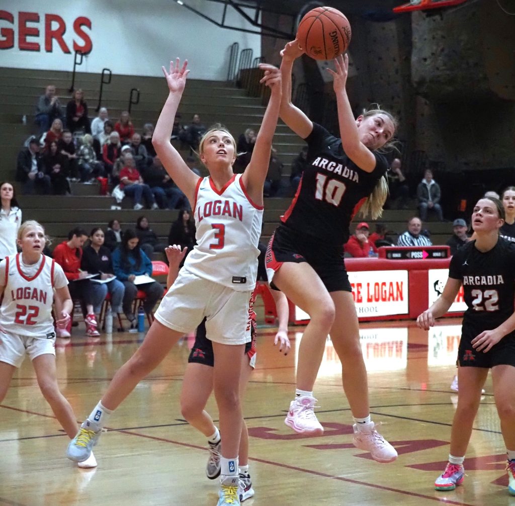 Logan vs. Arcadia girls basketball