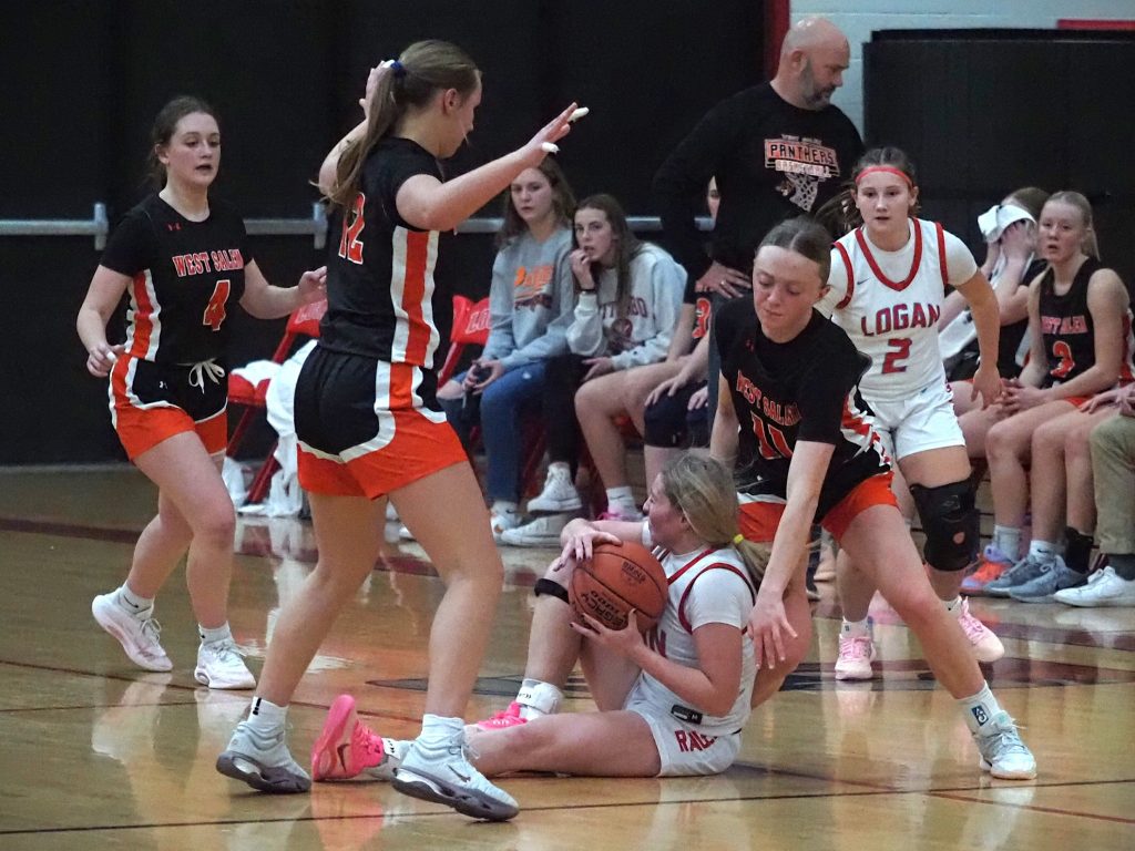 West Salem at Logan girls basketball. -- TARA WALTERS PHOTO