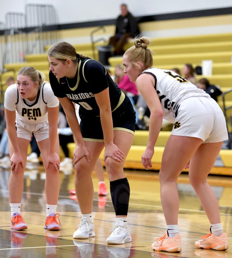 Caledonia vs. P-E-M girls basketball. -- CRAIG JOHNSON PHOTO