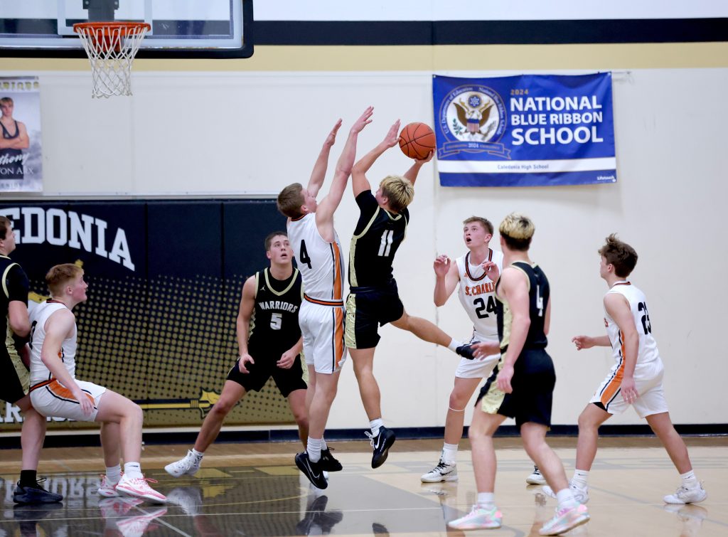 Caledonia vs. St. Charles boys basketball. -- CRAIG JOHNSON PHOTO
