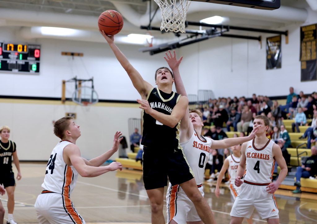 Caledonia vs. St. Charles boys basketball. -- CRAIG JOHNSON PHOTO