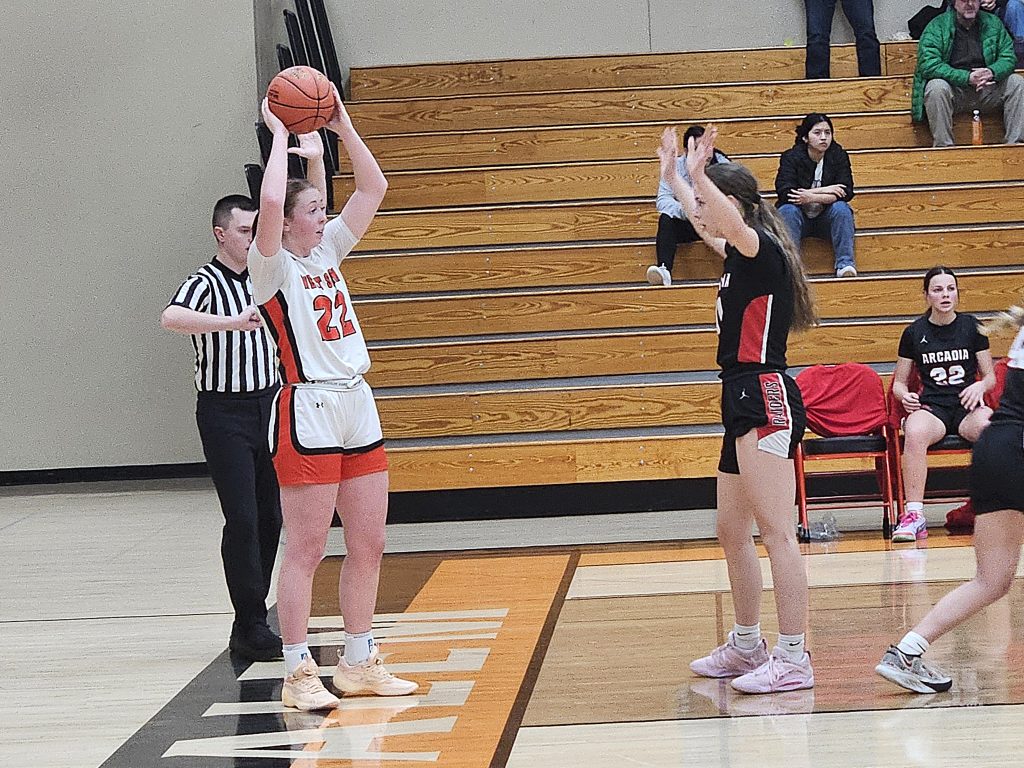 West Salem sophomore Ava Hendrickson looks for an open teammate on an inbounds during Thursday's game against Arcadia. -- TODD SOMMERFELDT PHOTO