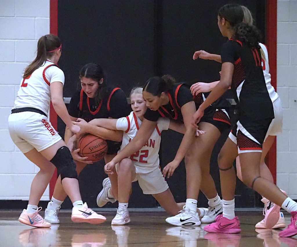 Central vs. Logan girls  basketball. -- TARA WALTERS PHOTO