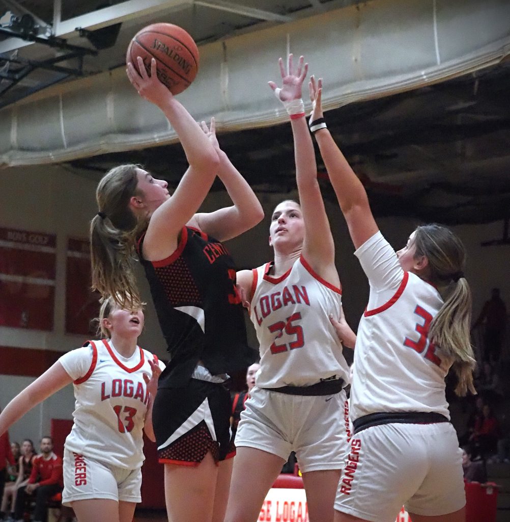 Central vs. Logan girls  basketball. -- TARA WALTERS PHOTO