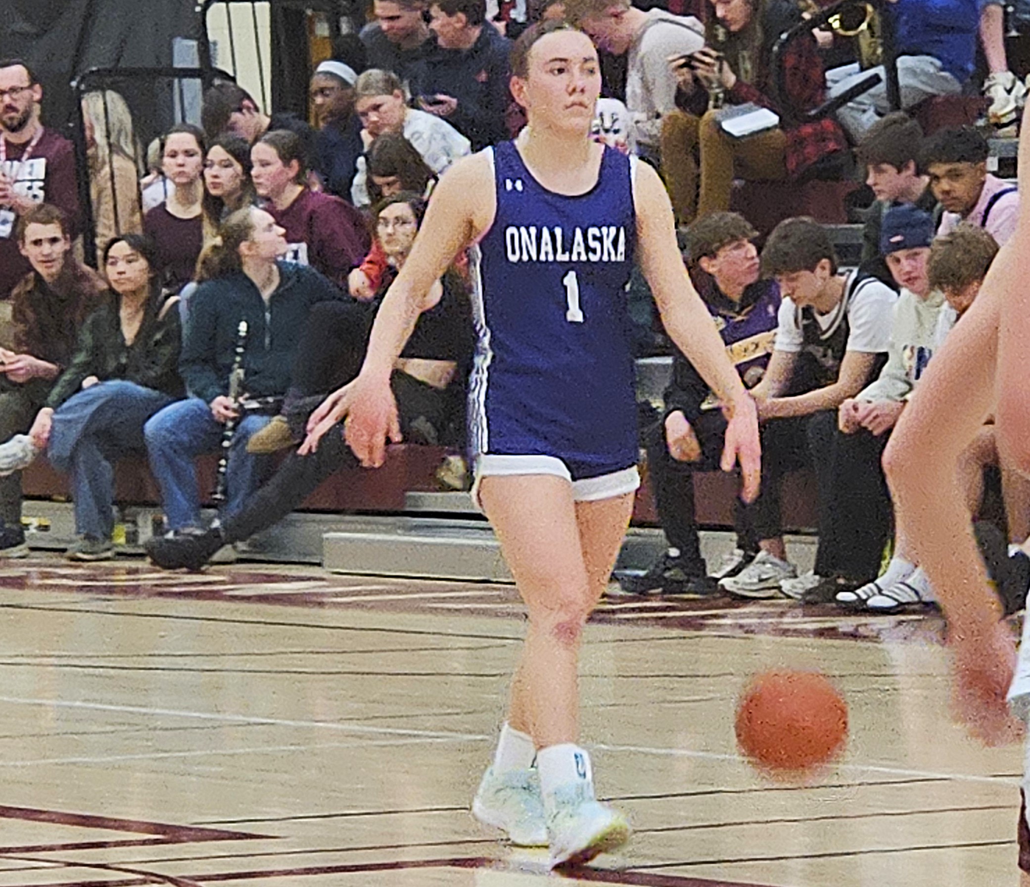 Onalaska sophomore Kayla Ketelhut made her return from injury after a three-game absence in a win over Holmen on Thursday. -- TODD SOMMERFELDT PHOTO