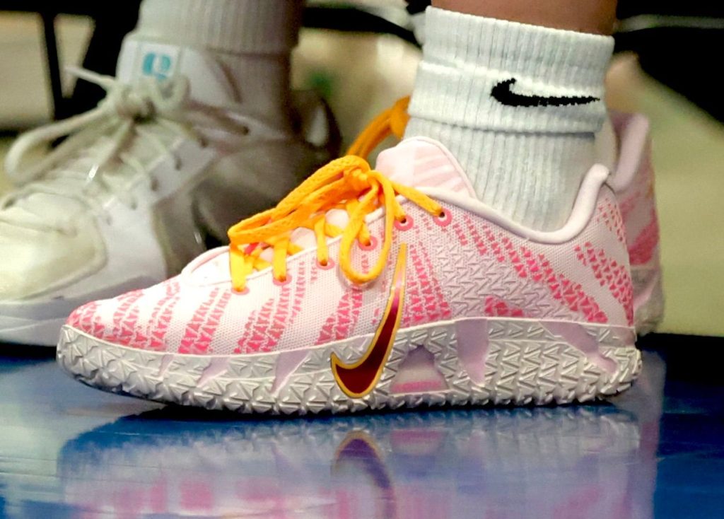 Caledonia vs. Winona Cotter girls basketball. -- CRAIG JOHNSON PHOTO