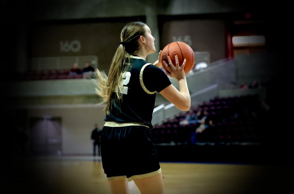 Caledonia vs. Winona Cotter girls basketball. -- CRAIG JOHNSON PHOTO