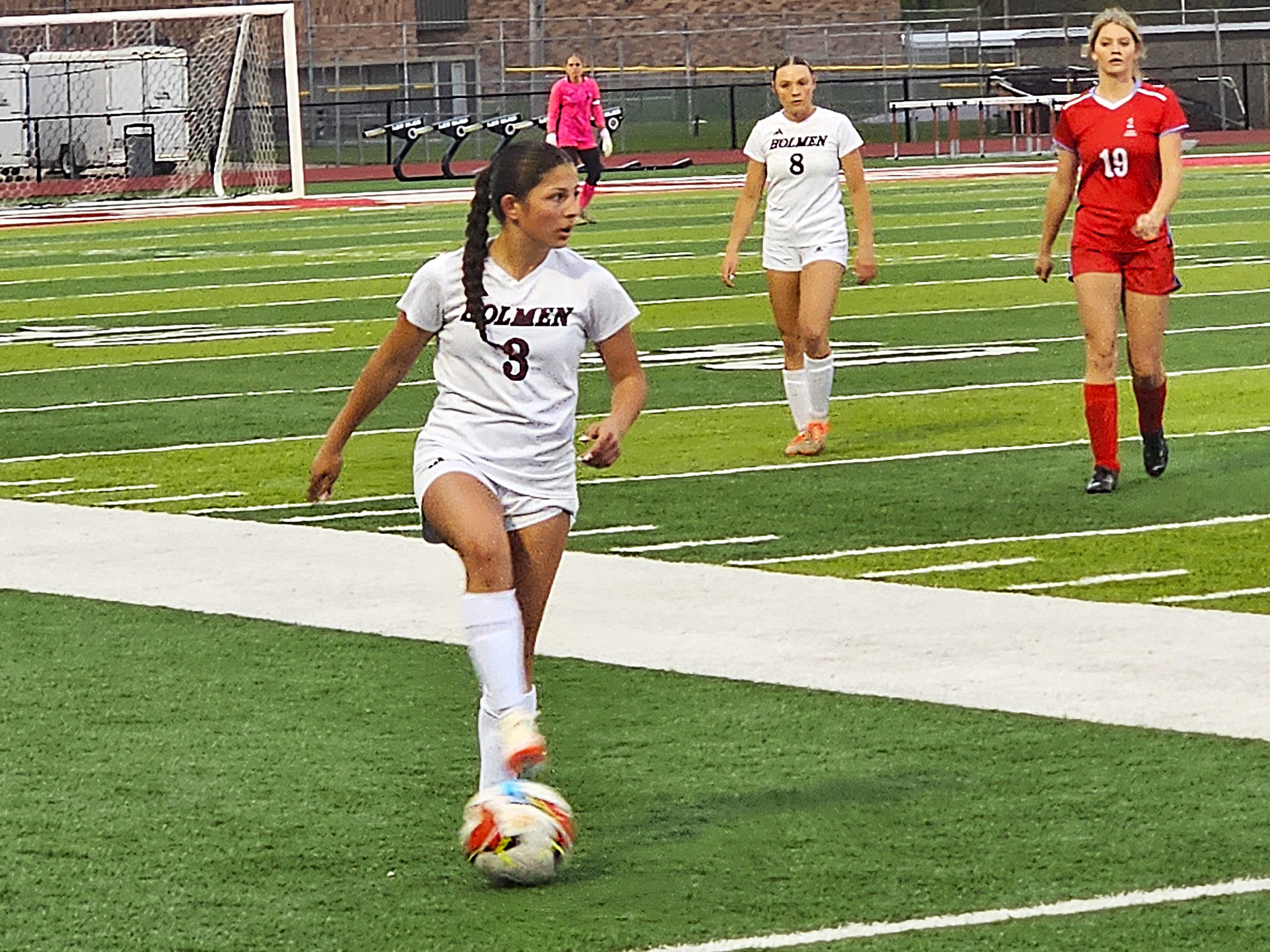 Holmen sophomore Ava Rivera looks for the next move during Monday's MVC soccer game against Logan/Luther. -- TODD SOMMERFELDT PHOTO