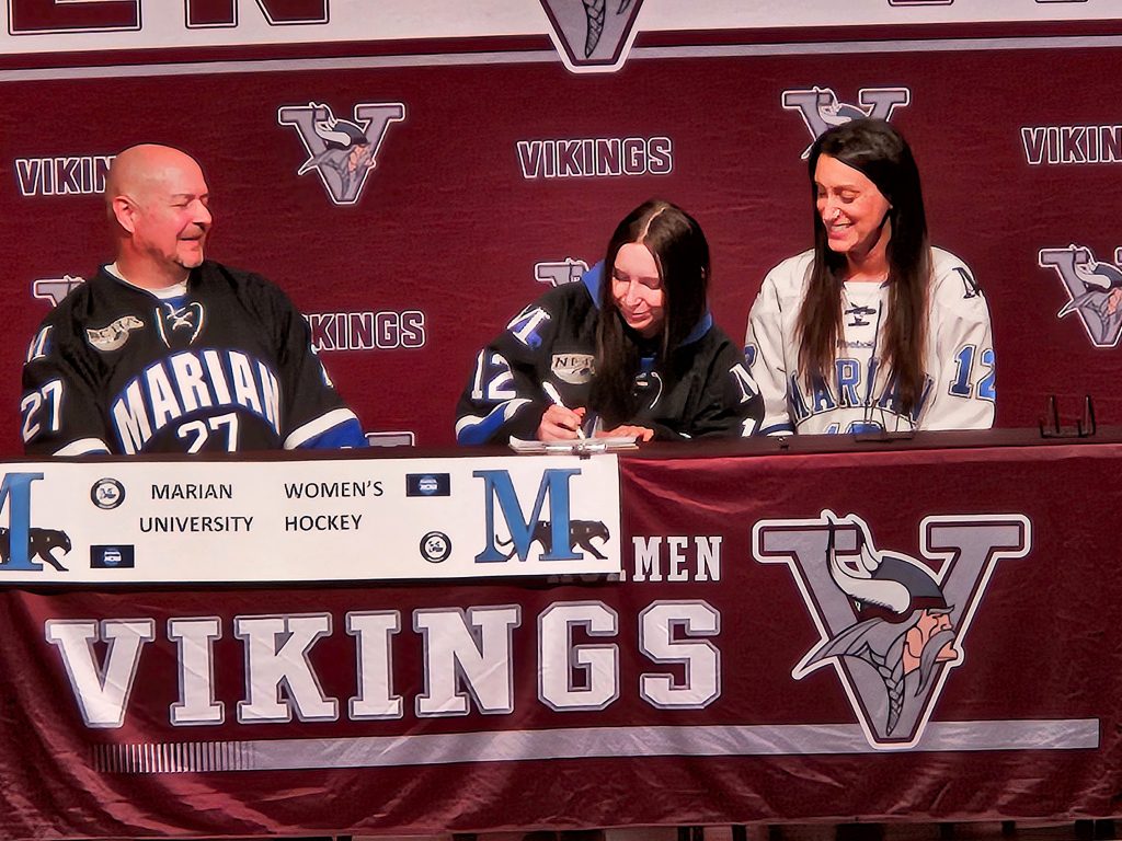 Samara Collins, Marian University hockey