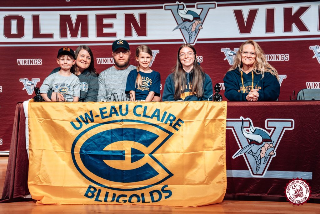 Kendall Kozlowski, UW-Eau Claire track and field