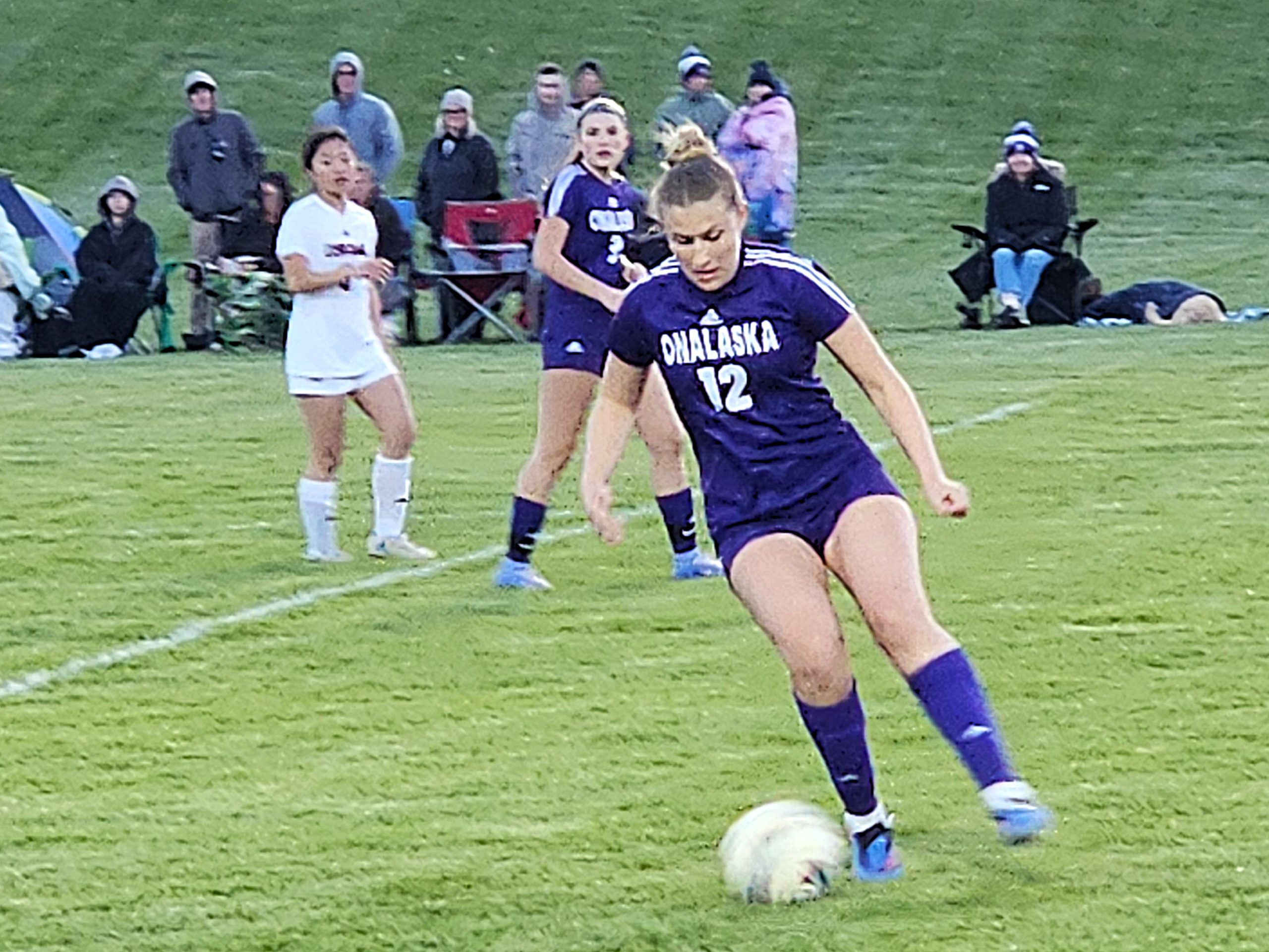Sofiya Cromheecke controls the ball for Onalaska during a game against Central. -- TODD SOMMERFELDT PHOTO