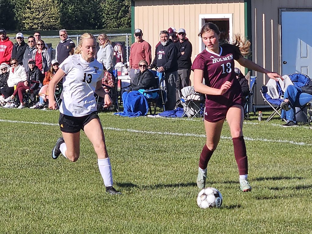 Holmen sophomore Aspyn Truewe moves the ball toward the goal during Thursday's game against Tomah. -- TODD SOMMERFELDT PHOTO