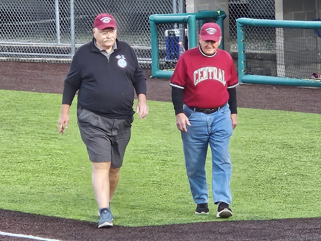 The Central baseball team honored alumni from its WIAA championship teams from 1978 and 1986 at Copeland Park on Friday. -- TODD SOMMERFELDT PHOTO
