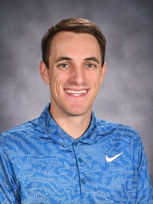 Onalaska boys basketball coach Isaac Castellano