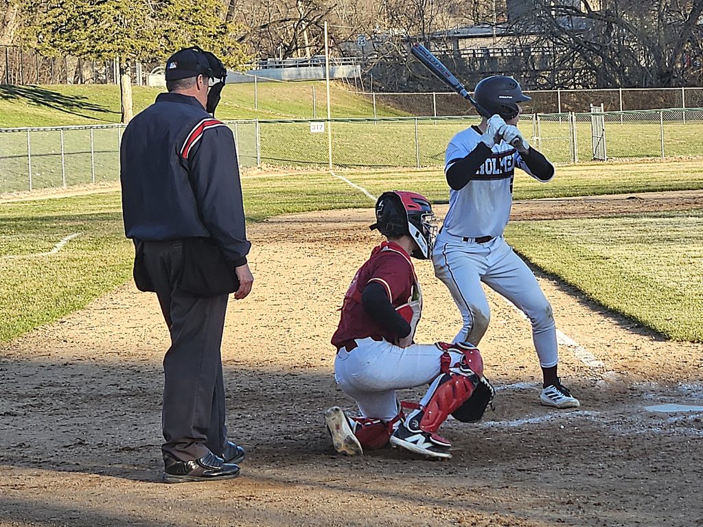 The Holmen baseball team clinched a share of the MVC championship with a win over Central on Monday. -- TODD SOMMERFELDT PHOTO