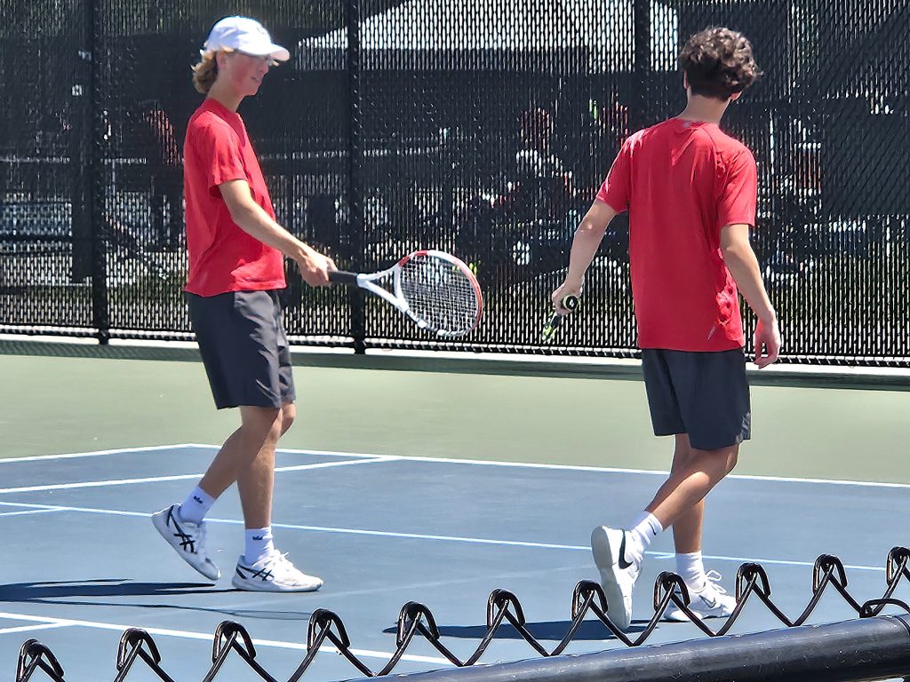 MVC boys tennis tournament. -- TODD SOMMERFELDT PHOTO