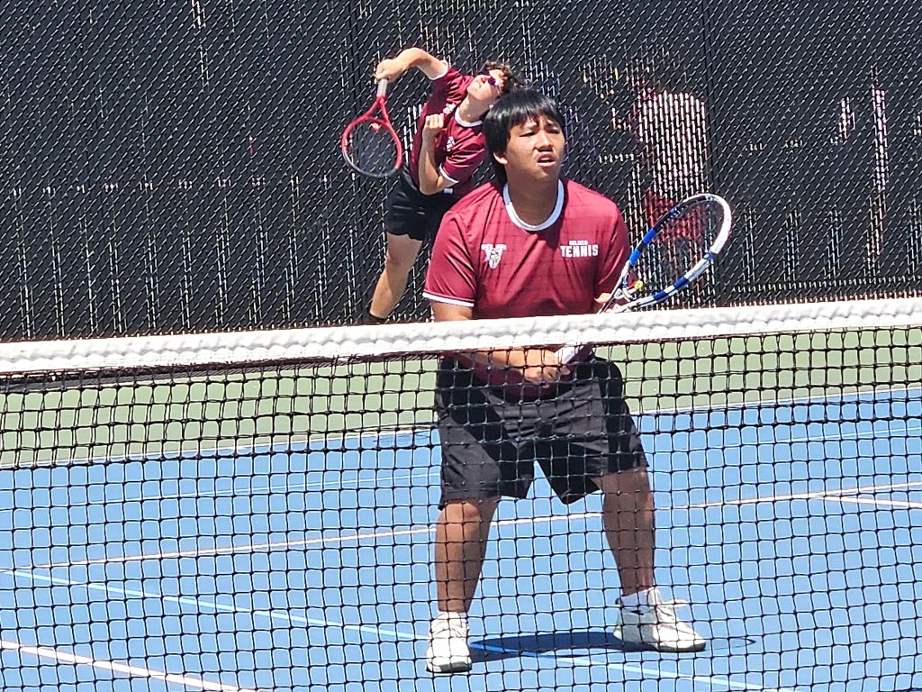 MVC boys tennis tournament. -- TODD SOMMERFELDT PHOTO