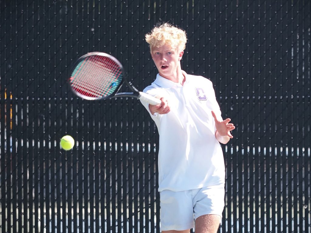 WIAA Division 1 boys tennis subsectionals. -- TARA WALTERS PHOTO